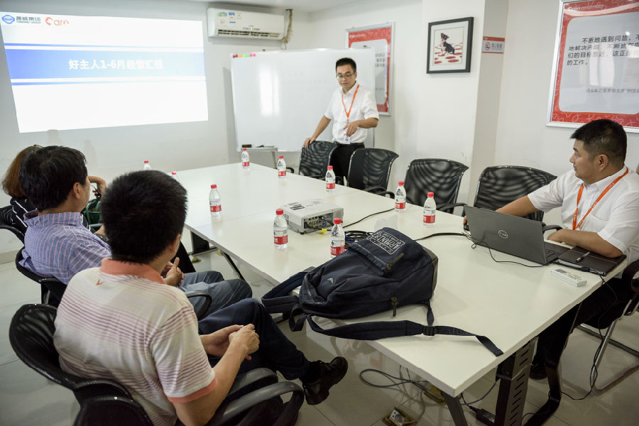 8cf8027cedd29844e9a526ae7cfe2382